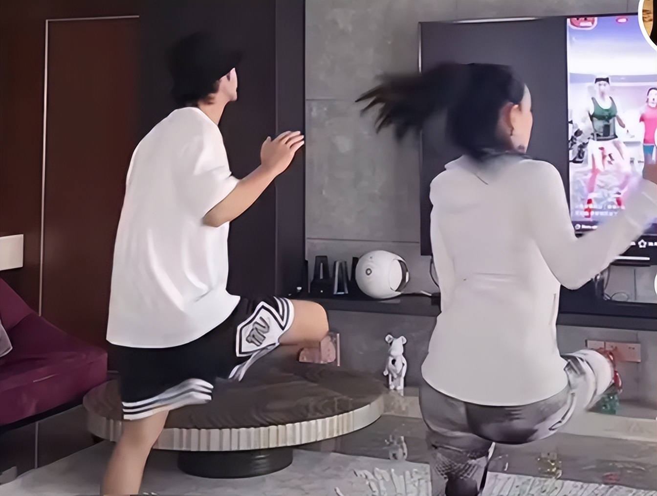健身操女明星直播_直播健身操视频_操直播健身明星女的叫什么