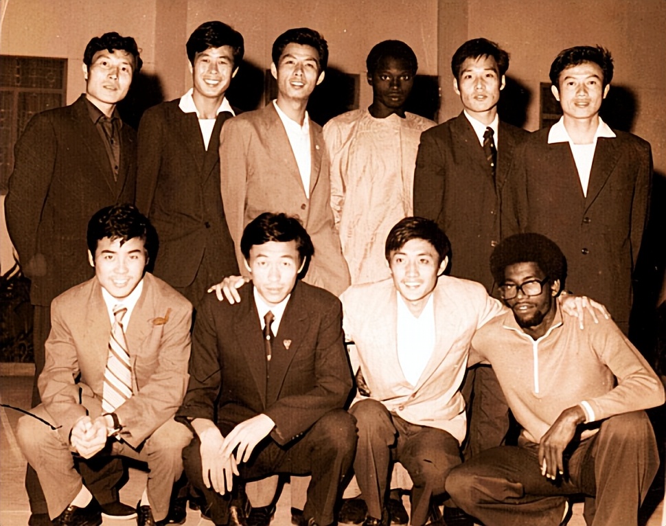 非洲足球历史发展史_非洲足球历史第一人_足球非洲史历史发展过程