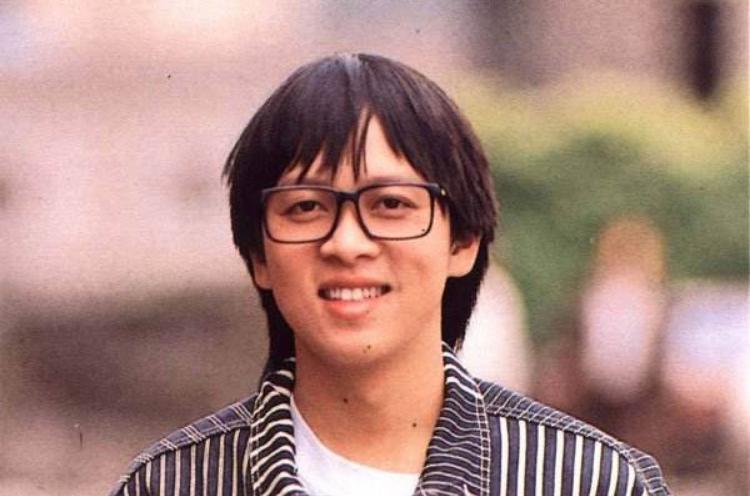 游泳冠军萧敬腾是哪里人_游泳冠军萧敬腾简介_萧敬腾游泳冠军