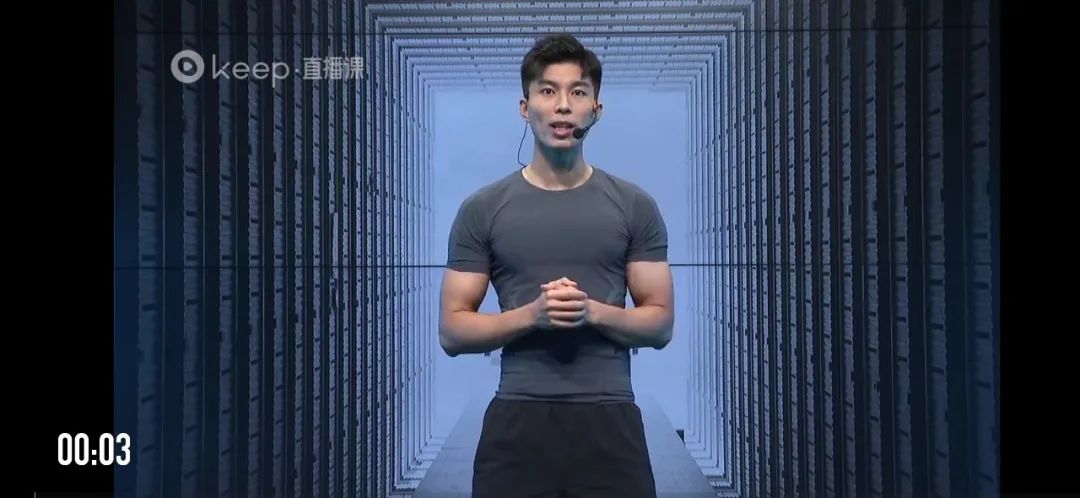 明星健身的课程_明星的健身教练一节课多少钱_健身明星视频