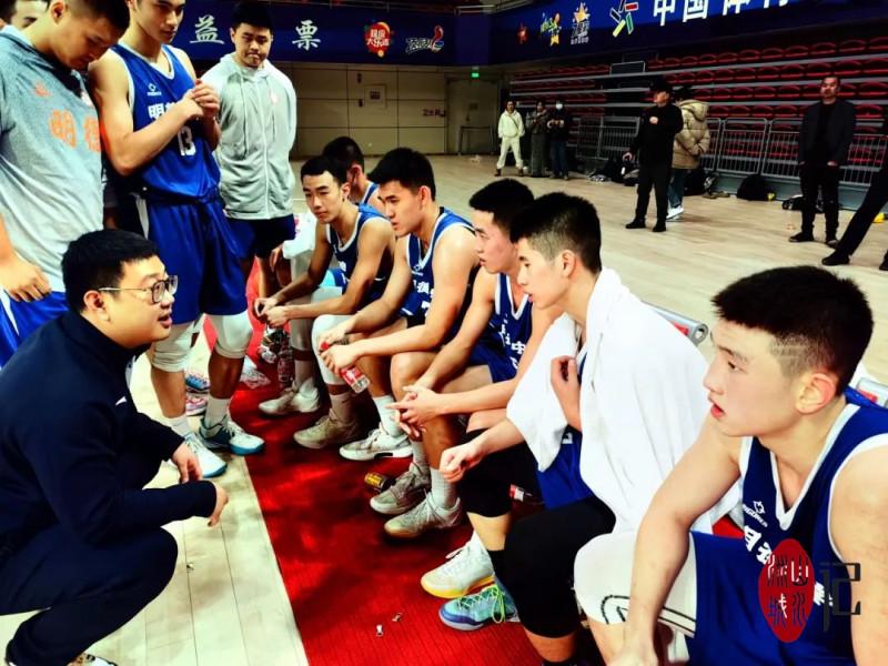 明德中学勇夺中国中学生篮球锦标赛冠军，决