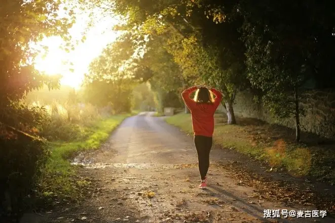 女人有氧运动后心情说说_有氧运动对女性好处_女性有氧运动的益处