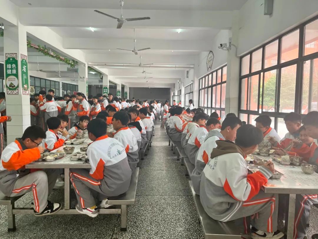学生营养餐事件_学生营养餐培训内容_连城学生营养餐