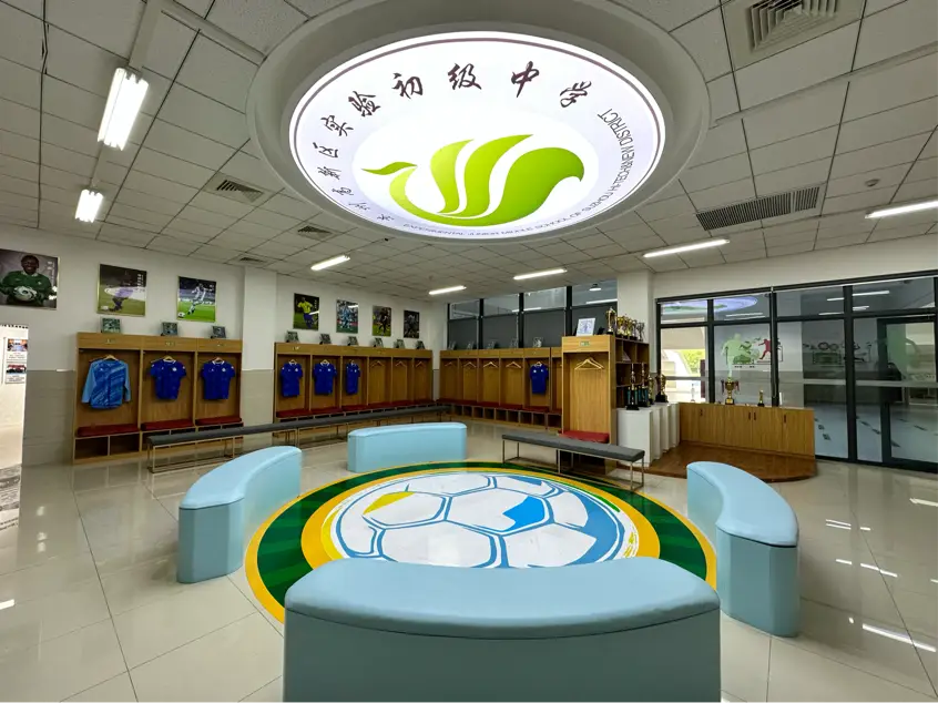 孩子足球冠军感言_孩子足球拿了冠军怎么发朋友圈_小孩子足球第一却拿不到冠军