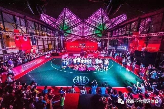 开场篮球半场规则打几下_打半场篮球开场规则_篮球半场开球规则